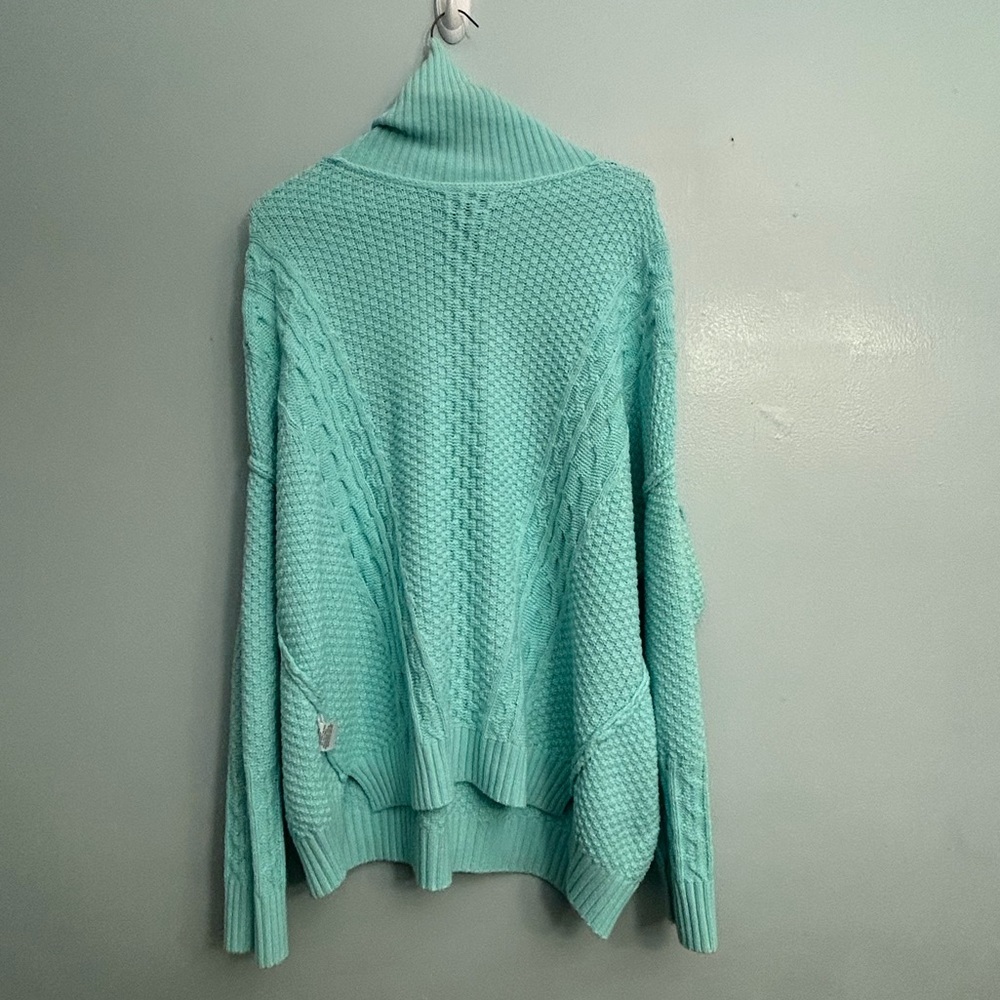 ANA sweater - Picture 14 of 14
